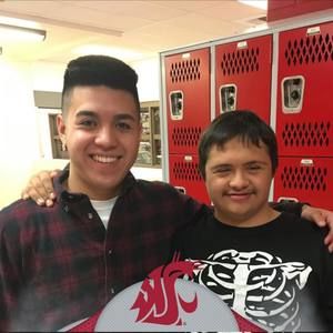 Meet your Posher, Leonel